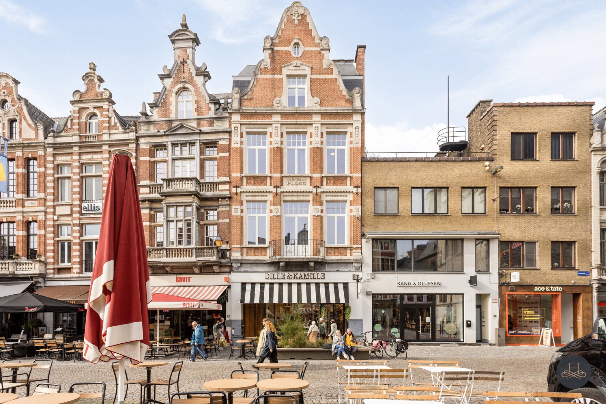 Nieuw luxeappartement met ruim terras