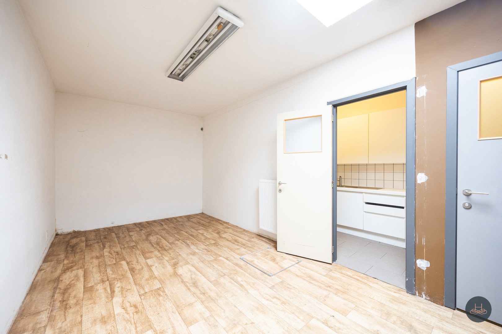 Ruime handelsruimte op een absolute topligging in Brasschaat